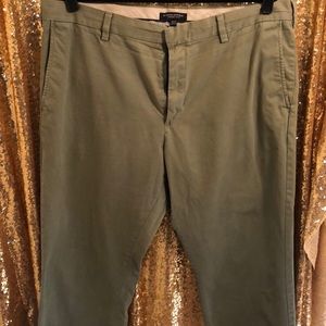 Olive Green Banana Republic Emerson Chino. 38/32.